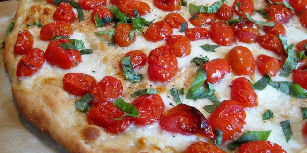 Cum să prepari pizza în 10 minute. Sfaturi de la Jamie Oliver